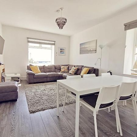 Plas Darien-3 Bed Apt- Sea Views - Sleeps 5 ทรีอาร์ดดูร์ ภายนอก รูปภาพ