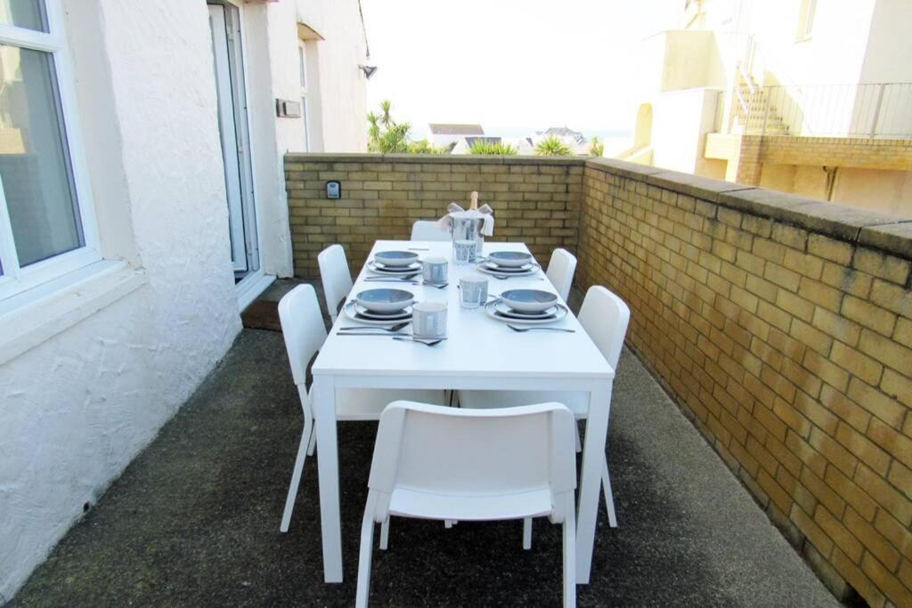 Plas Darien-3 Bed Apt- Sea Views - Sleeps 5 ทรีอาร์ดดูร์ ภายนอก รูปภาพ