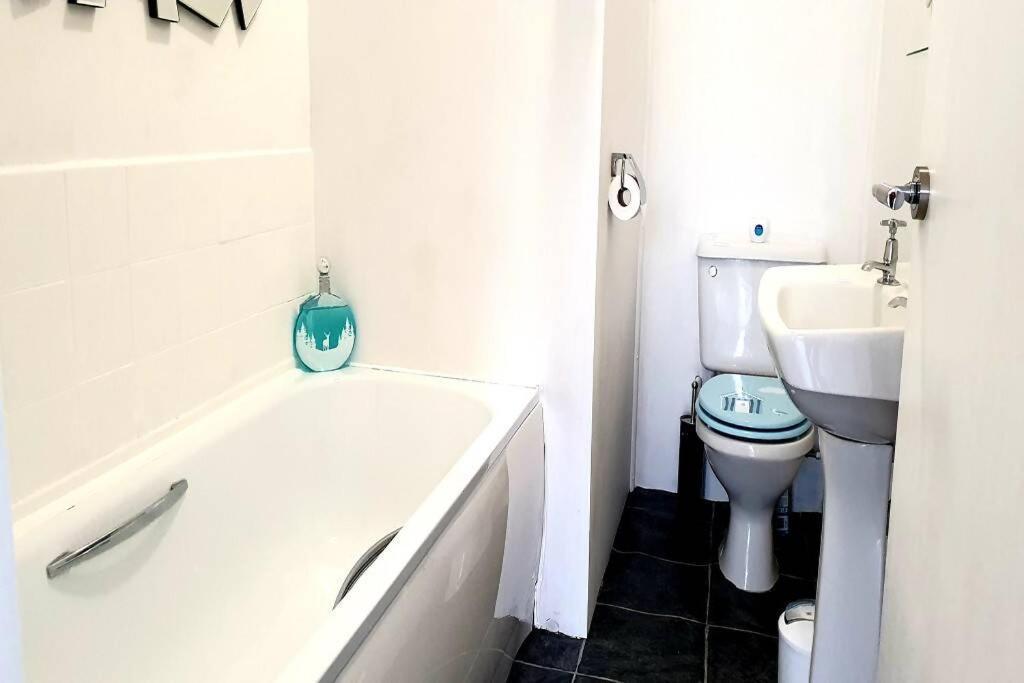 Plas Darien-3 Bed Apt- Sea Views - Sleeps 5 ทรีอาร์ดดูร์ ภายนอก รูปภาพ