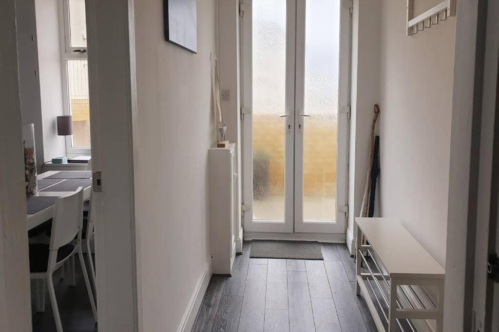 Plas Darien-3 Bed Apt- Sea Views - Sleeps 5 ทรีอาร์ดดูร์ ภายนอก รูปภาพ