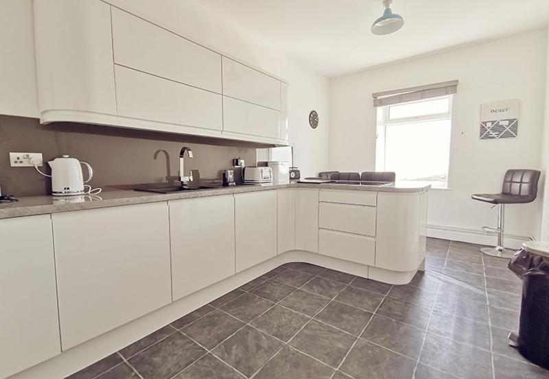Plas Darien-3 Bed Apt- Sea Views - Sleeps 5 ทรีอาร์ดดูร์ ภายนอก รูปภาพ